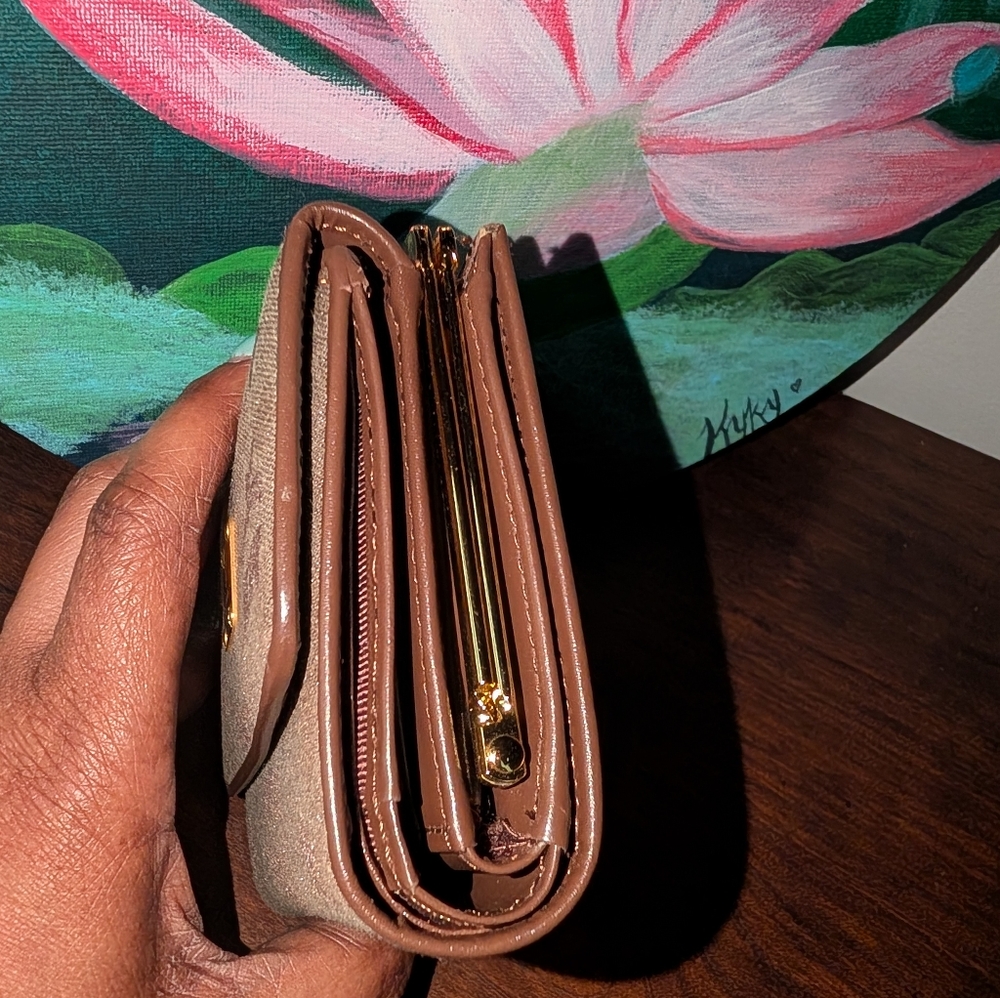 MCM Brown Monogram Wallet - Picture 6 of 10